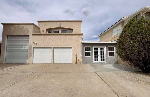 North Albuquerque Acres Casa | Kids Friendly Private 3 Bedroom Suite Large Pool Near Tramway and Balloon Park