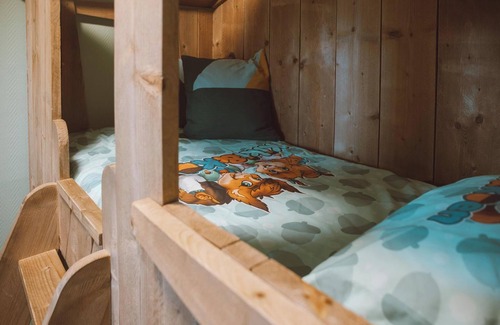 Voorthuizen Complejo | Kidsbungalow - Cuatro Habitaciones Resort, Capacidad 6
