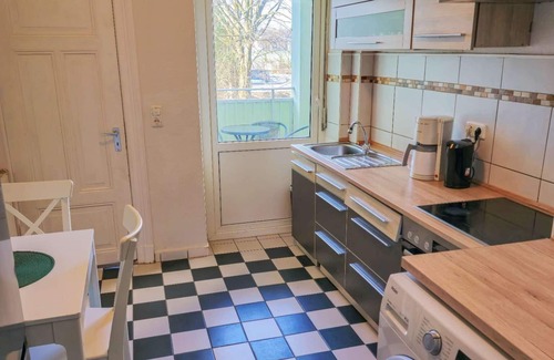 Neumuenster Casa | Kieler Straße 73 W1 - 3 bedrooms with 2 bathrooms
