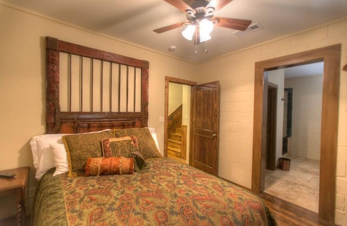 Tyler Cama Y Desayuno | Kiepersol Bed and Breakfast