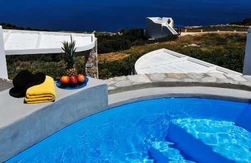 Folegandros Town Hotel | Kifines Suites