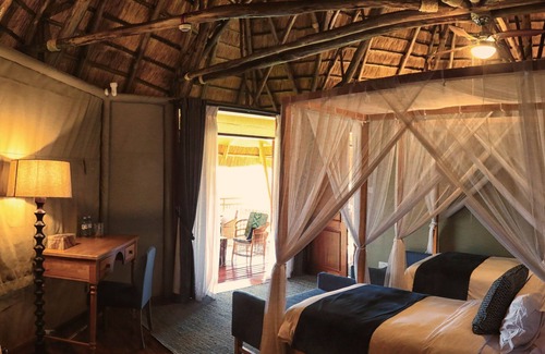 Mbarara Cabina | Kigambira Safari Lodge