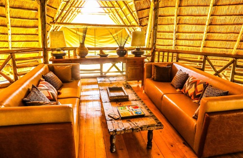 Mbarara Cabina | Kigambira Safari Lodge