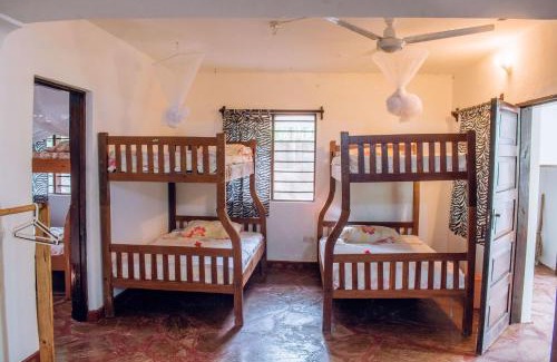 Galu Hotel | Kijani Cottages DianiBeach
