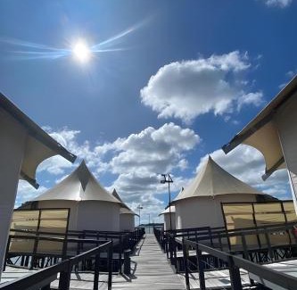 Galang Complejo | Kiki Beach Resort, Batam