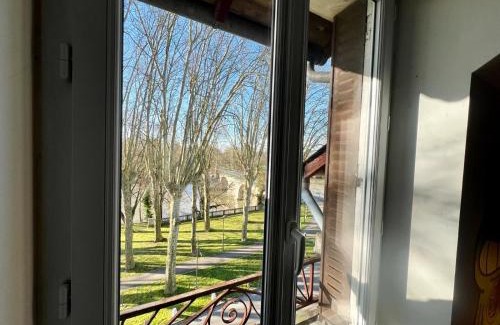 Saint-Pryve-Saint-Mesmin Apartamento | KIKOR, belle vue sur le Loiret
