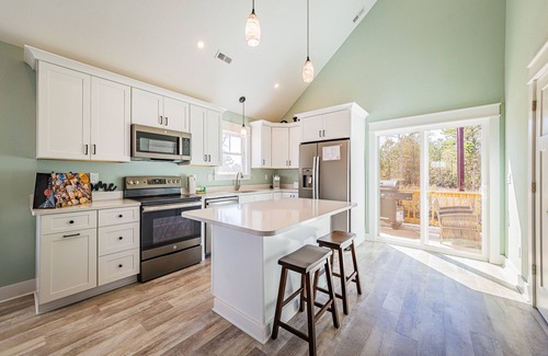 Harbinger Casa | KIL9116 Kilmarlic Nelson Cottage. Golf Resort, Community Pool & Fitness