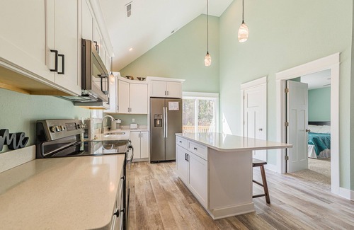 Harbinger Casa | KIL9116 Kilmarlic Nelson Cottage. Golf Resort, Community Pool & Fitness