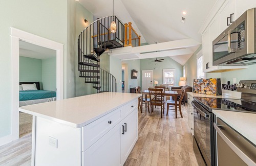Harbinger Casa | KIL9116 Kilmarlic Nelson Cottage. Golf Resort, Community Pool & Fitness