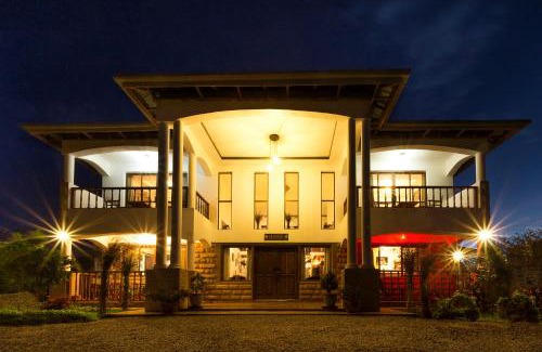 Kilimambogo Cama Y Desayuno | Kilihouse Bb Large Ensuite Double Bedroom