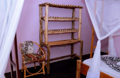 Moshi Hotel | Kilimanjaro Scenic Homestay