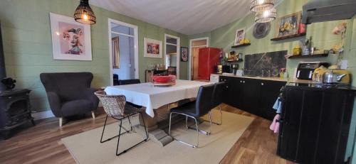Kilkenny Casa | Kilkenny rental The Folly Lodge minutes from city centre R95RYC8