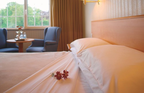 Killarney Hotel | Killarney Avenue Hotel