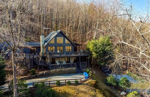 Ridges Over the Lake Chalet De Esquí | Paved Roads, Pickleball, Killer Views of Lake, Hot Tub