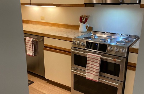 Central Vermont- Killington Condominio | Ski On / Ski Off! Killington, VT - 2 camas, 2 baños, para 6 personas