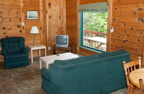 Swift Current Cabaña | Kilmory Resort