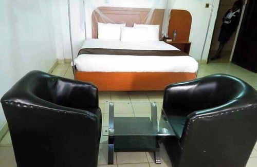 Narok Hotel | Kim's Breeze Hotel Ltd and Choma Zone