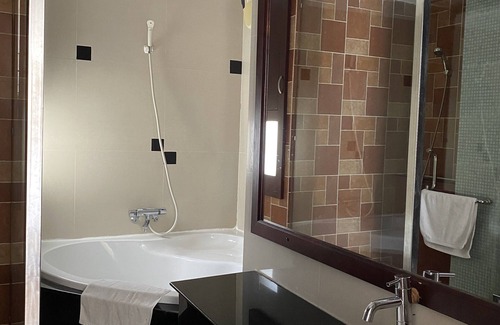 Ninh Kieu Hotel | Kim Tho Hotel