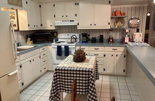 Piankatank Casa | Kimary Cove - Waterfront Relaxation and NO CLEANING FEE