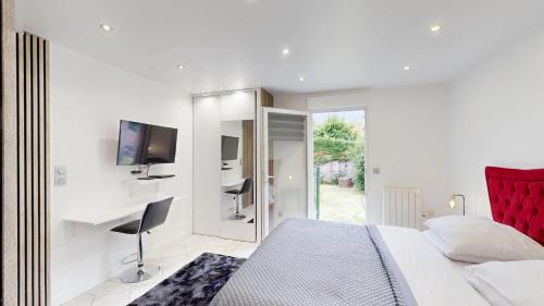 Osny Casa | Kimia Suite Room