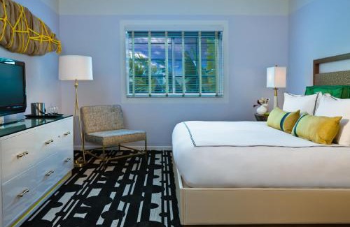 City Center Complejo | Kimpton Surfcomber Hotel by IHG