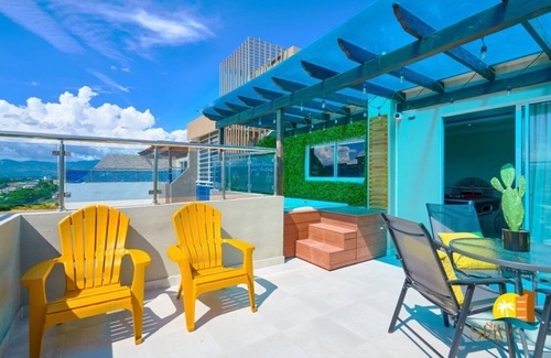 Punal Apartamento | KING SIZe PENTHOUSE| JACUZZI| POOL TABLE| BBQ