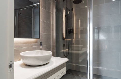 Little Japan Hotel | Kin Hotel Dong Du