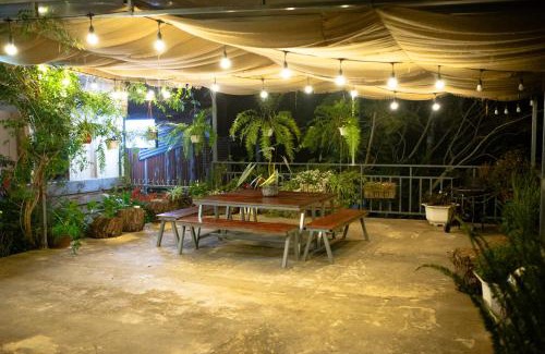 Da Lat Cabina | Kinda Blue Room