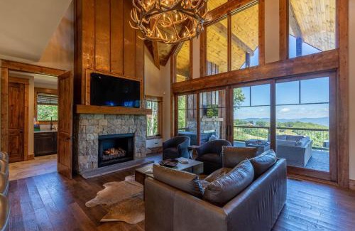 Elk Park Casa | Kinfolk at Eagles Nest
