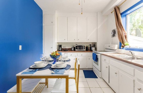 Downtown Gatineau Apartamento | King 1BR, 5min Ottawa, Parking, Wifi,Golf.1