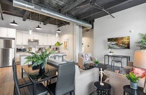 Northwest Philadelphia Apartamento | King 1BR Near Temple and La Salle with Free Parking for Extended Stays