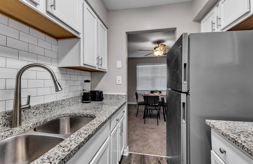 Durham Apartamento | King 2BR Suite in Research Triangle Park