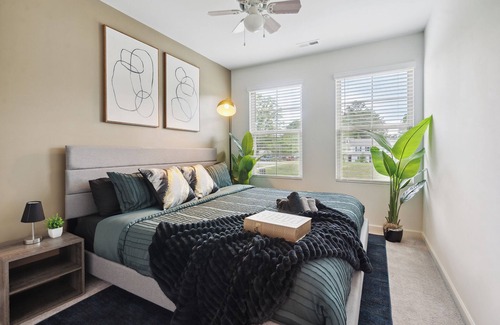 Southwest Raleigh Casa | King 3BR Townhouse Mins to Cary NC State