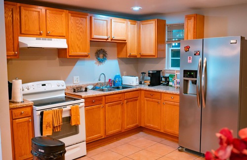 Milneburg Casa | King Bed Close to FQ W/ Off Street Parking