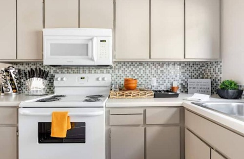 Arts District Casa | King Bed Cozy Loft in Old Town Scottsdale