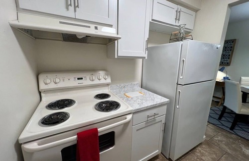 Mid City South Apartamento | King bed first floor Mid City with Parking