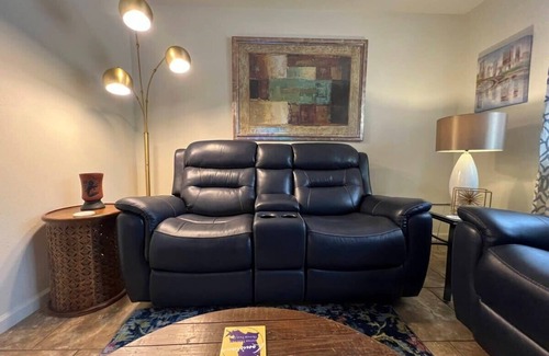 Mid City South Apartamento | King bed first floor Mid City with Parking