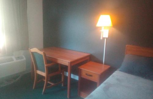 Livingston Apartamento | King Bed Hotel Studio 238