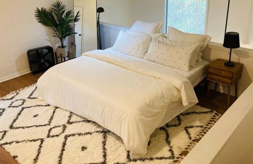 Hillcrest Apartamento | KING BED Midtown 2 Story Loft