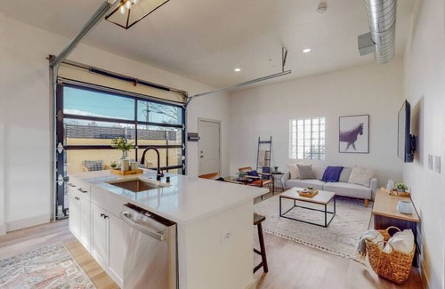 Nob Hill Apartamento | King Bed| Modern Condo| Near NobHill