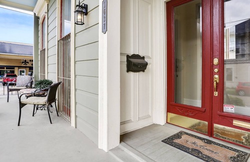 Faubourg Livaudais Apartamento | Auténtico encanto de Nueva Orleans en la mansión de 1860 con una ubicación fantástica.