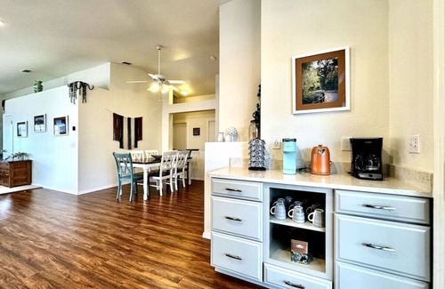 Rancho Cordova Casa | King Bed Retreat, Pet-Friendly, Rancho Cordova