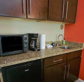 Eureka Springs Historic District Apartamento | King Bed Studio Walk to Downtown Parking