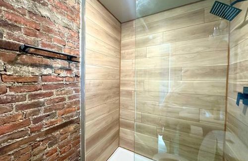 Detroit Apartamento | King Bed Suite-Free Parking-Prime Location