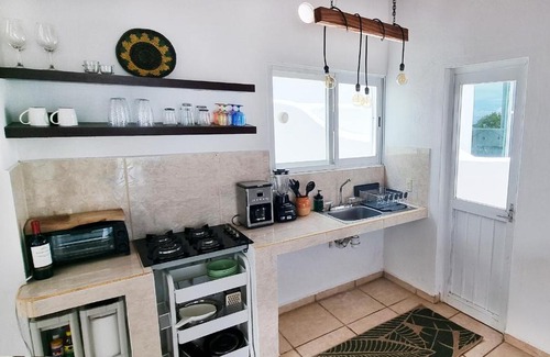 Los Ayala Casa | King Bed Suite in Private Hilltop Home Pool AC and Ocean Views