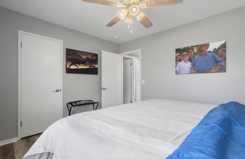 Gulfport Apartamento | KING BED Well-Located Cozy Townhouse Retreat