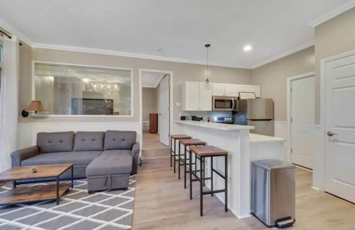 Bellaire Condominio | King Bed With Legend Golf Course Gorgeous Views, Jetted Tub, Free Beach Club