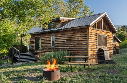 Goleta Cabina | King Cabin | Fireplace | No Hidden Fees