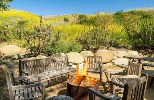 Goleta Cabina | King Cabin | Fireplace | No Hidden Fees