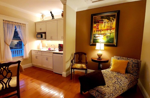 Milton Casa | King Charles Suite, No added fees or cleaning charges.